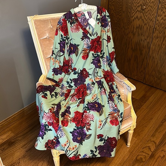 NWT H&M LADIES L floral dress - Picture 1 of 11